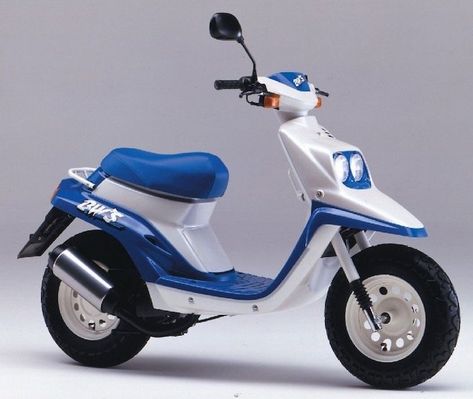 Electric Moped Scooter, Scooter 50cc, Retro Scooter, Electric Moped, 150cc Scooter, Honda Cub, Scooter Design, Motor Scooters, Triumph Motorcycles