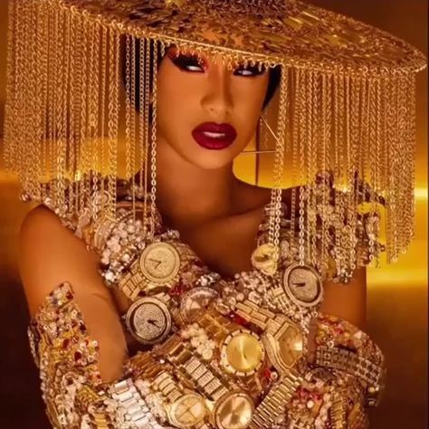 All i really need is the 💰💯hannnn Money- Cardi b Nicki Minaj Live, Cardi B Quotes, Hennessy Carolina, Cardi B Photos, Boy Bye, Dance It Out, Gold Outfit, Rihanna Style, Lil Pump