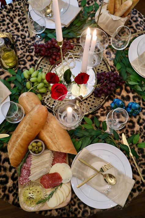 Mob Wife Party Decor, Italian Mob Aesthetic, Mob Wives Theme Party, Mafia Decorations Party Themes, Mob Wife Party, Mob Wives Aesthetic, Italian Mob Wife Aesthetic, Mafia Theme Party, Mafaldine Pasta