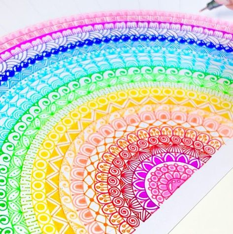 Rainbow Mandala Drawing, Rainbow Mandala Art, Mandala Art Design Colour, Mandala Art Colorful Patterns, Mandala Drawing Colourful, Mandala Art Colorful, Exam Pad, Colourful Mandala Art, Mandala Rainbow