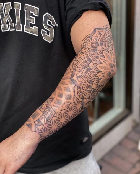 Mandala Tattoo Design Elbow, Hand Pattern Tattoo, Mandala Arm Tattoo Men, Band Tattoo Forearm, Geometric Tattoo Elbow, Mandala Tattoo Elbow, Tattoo Ideas Arm Sleeve, Geometric Tattoo Men, Geometric Arm Tattoo