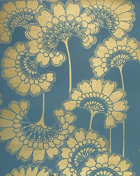 Japanese Floral wallpaper from Borderline Fabrics Fan Flower, Florence Broadhurst, Motif Art Deco, Japanese Textiles, Japanese Patterns, Gold Wallpaper, Flower Motif, Prints And Patterns, Pattern Texture