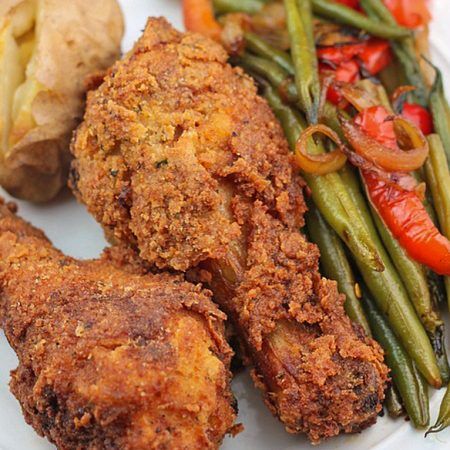 Buttermilk Oven Fried Chicken Buttermilk Oven Fried Chicken, Oven Fried Chicken Recipes, Classic Southern Recipes, Buttermilk Chicken, Buttermilk Recipes, Oven Fried, Oven Fried Chicken, Oven Chicken, Turkey Dishes