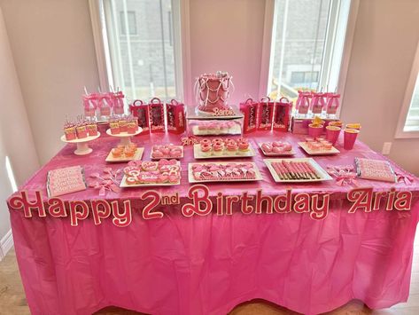 Barbie Birthday Dessert Table, Barbie Birthday Desserts, Barbie Party Desserts, Barbie Treat Table, Barbie Dessert Table, Barbie Birthday Party Ideas, Cupcake Table, Birthday Barbie, Dessert Table Birthday