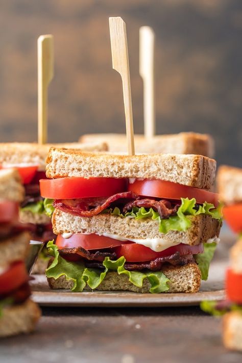 BLT Sandwich Sliders - CLASSIC BLT Recipe - The Cookie Rookie Onion Recipes Healthy, Ultimate Blt, Mini Blt, Baked Blooming Onion, Puppy Chow Snack, Blt Recipe, Sandwich Sliders, Blt Sandwiches, Blooming Onion Recipes