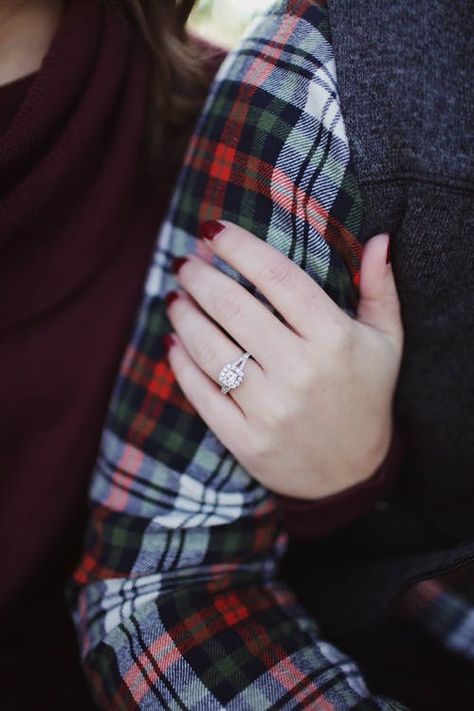 Purpose Day Images Couple, Purpose Day Images, Purpose Day, Engagement Rings 101, Love Call, Buying An Engagement Ring, Fine Ring, Valentine's Day Quotes, Beautiful Engagement Rings