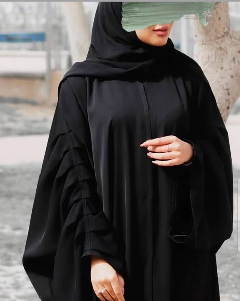 Latest Burkha Designs Black 2023, Pardha Model Black, Burka Design Dubai, Latest Burkha Designs Black, Burqa Designs Simple, Abaya Designs Latest Simple, Black Abaya Designs Simple, Simple Abaya Designs, Burkha Designs