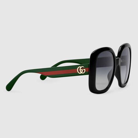 Shop the Square sunglasses with Web in black at GUCCI.COM. Enjoy Free Shipping and Complimentary Gift Wrapping. White Gucci Bag, Mafia Lifestyle, Milan Trip, Boutique Must Haves, Jeezy, Gucci Store, Sunglasses Gucci, Gucci Gifts, Throwing Shade