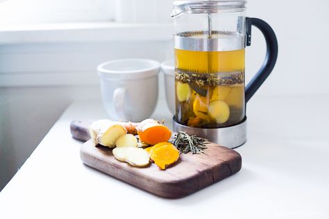 Ayurvedic Detox Tea- a daily drink with fresh turmeric, ginger and whole spices | www.feastingathome.com French Press Recipes, Feasting At Home, Clean Eating Guide, Whole Spices, Ayurvedic Diet, Detox Tea Recipe, Homemade Detox, Dude Perfect, Fresh Turmeric