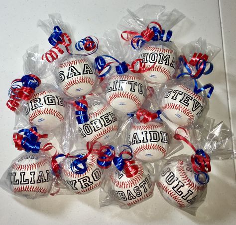 Baseball team gifts #endofseason Best Baseball Team Snacks, Cute Tball Snack Ideas, Tball End Of Season Gift, Gifts For Tball Team, Last Baseball Game Gift Ideas, Baseball Gifts For Team, Baseball Allstars Ideas, Baseball Ideas For Team, Baseball Themed Gifts