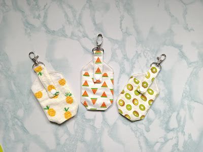 Hand Sanitizer Holder Diy, Sanitizer Holder Diy, Sewing Template, Sanitizer Holder, Sewing Templates, Hand Sanitizer Holder, Pouch Tutorial, Free Pdf Pattern, Copy And Paste