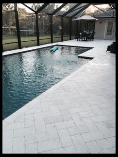 Travertine Around Pool, White Travertine Pool Deck, Pool Pavers Ideas, Travertine Pool Deck, Pool Deck Ideas Inground, Pool Decking Concrete, Travertine Pool Decking, Travertine Deck, Backyard Pool Design