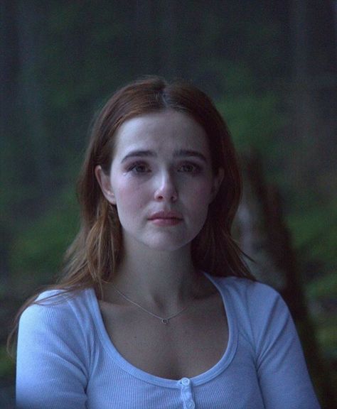 Zoey Deutch Before I Fall, Zoey Deutch, Photo Archive, Fall 2017, I Fall, Forest, Red, Hair