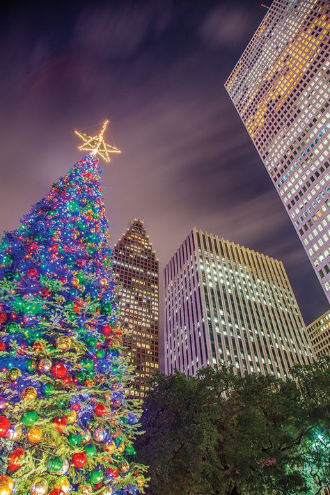 Houston Texas Wallpaper, Christmas In Houston Texas, Houston Christmas, Texas Christmas Tree, Christmas In Texas, Christmas Tree Nyc, Hair Trends 2015, Texas Christmas, Favorite Christmas Songs