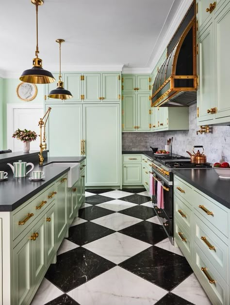 Maximalist Kitchen, Parisian Kitchen, Houston Design, Townhouse Designs, Black And White Tiles, Style Deco, Elle Decor, House Inspiration, A Kitchen