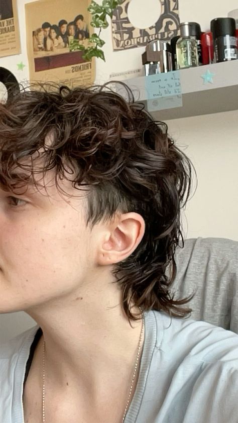 9. Beauty and Makeup: #beauty, #makeup, #skincare, #haircare Mullet Hairstyle Ideas, Mullet Hairstyle Curly, Gay Mullet Haircut, Grown Out Mullet, Mod Mullet, Gay Mullet, Mullet With Bangs, Queer Mullet, Wavy Mullet