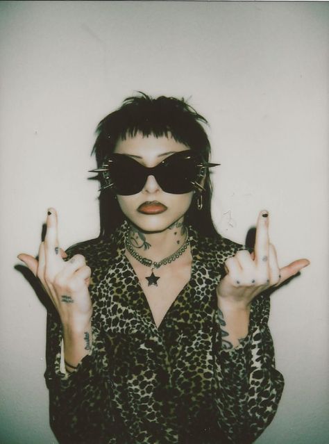 Punk Poses, Punk Photoshoot, Rock Photoshoot, Grunge Photoshoot, Little Miss Perfect, Punk Aesthetic, Grunge Goth, Punk Goth, Photoshoot Inspiration