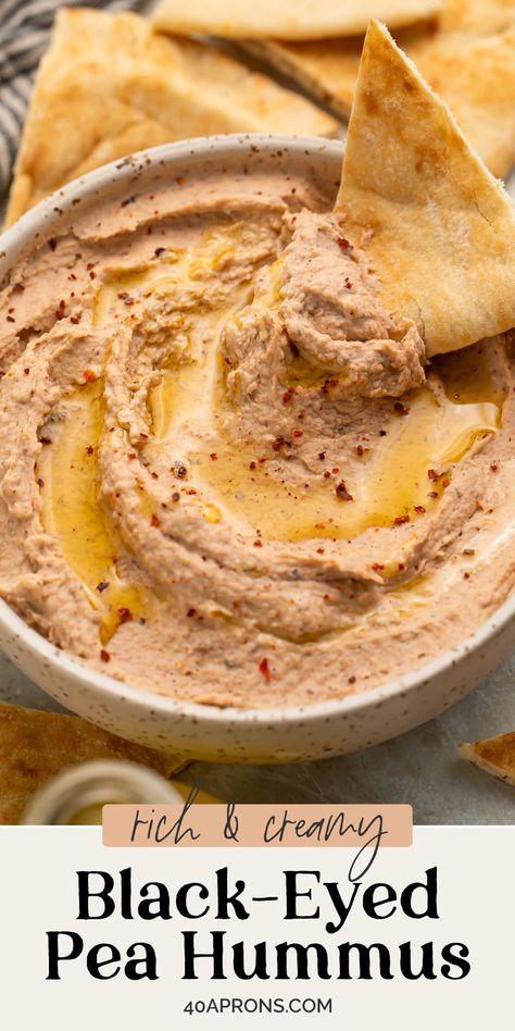 The luckiest hummus you’ll ever eat! This black eyed pea hummus tastes so similar to regular hummus, but is a perfect addition to your New Year’s Day spread… or anytime! Black Eye Pea, Black Eyed Pea Dip, Pea Hummus, 40 Aprons, Black Eyed Peas Recipe, Plant Diet, Black Eyed Pea, Easy Skillet Meals, Hearty Comfort Food