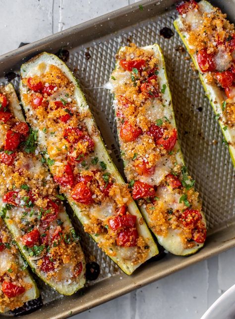 Zucchini Boats - Bruschetta Quinoa Zucchini Boats Bruschetta Zucchini Boats, Chicken Bruschetta Recipe, Garden Zucchini, Summer Flavors, Meatless Meal, Harvest Salad, Zucchini Boats, Fall Things, Meatless Meals