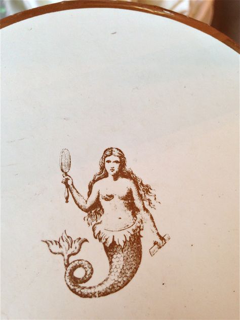 Tocca mermaid icon at Pure Home Couture... Mermaid Vintage Illustration, Mermaid Line Drawing, Mermaid Tattoo Flash, Medieval Mermaid, Vintage Nautical Tattoo, Mermaid Icon, Vintage Mermaid Tattoo, Siren Tattoo, Art Deco Tattoo