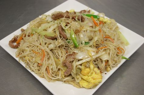 Mei Fun Recipe, Mei Fun, Rice Noodle Recipes, Lean Pork, Rice Vermicelli, Asian Noodles, Chinese Dishes, Cooking Wine, Cooking Art