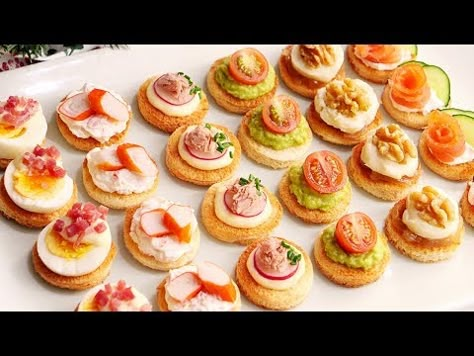 Canapés muy fáciles y económicos para Navidad - YouTube Christmas Canapés, Party Canapes, Canapes Faciles, Katsu Recipes, Christmas Canapes, Entertaining Appetizers, Canapes Recipes, Gourmet Appetizers, Appetizer Sandwiches