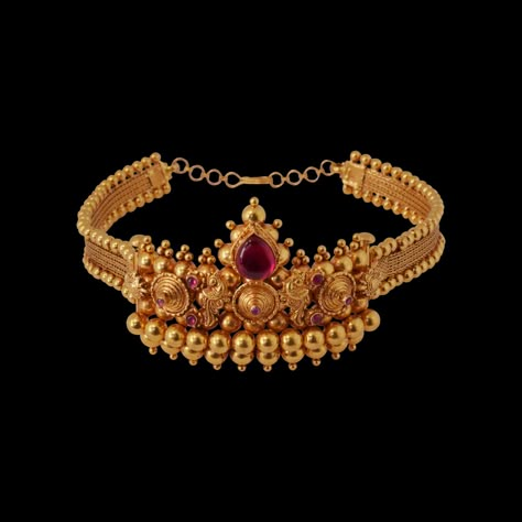 Vummidi Bangaru Jewellers, Vanki Designs Jewellery, Maharashtrian Jewellery, Gold Jhumka, Gold Jhumka Earrings, Indian Jewellery Gold, Antique Necklaces Design, Choker Necklace Designs, Antique Gold Jewelry Indian