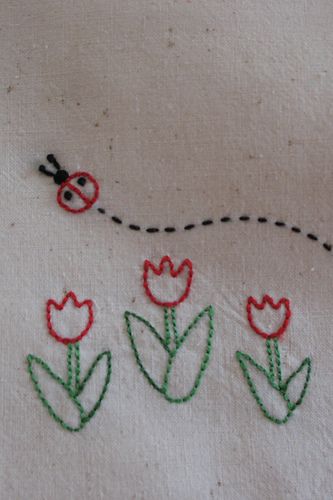 Bug Embroidery Pattern, Embroidered Ladybug, Simple Flower Embroidery, Ladybug Embroidery Design, Ladybug Embroidery, Bugs Embroidery, Baby Dress Embroidery, Clothes Embroidery Diy, Simple Hand Embroidery Patterns