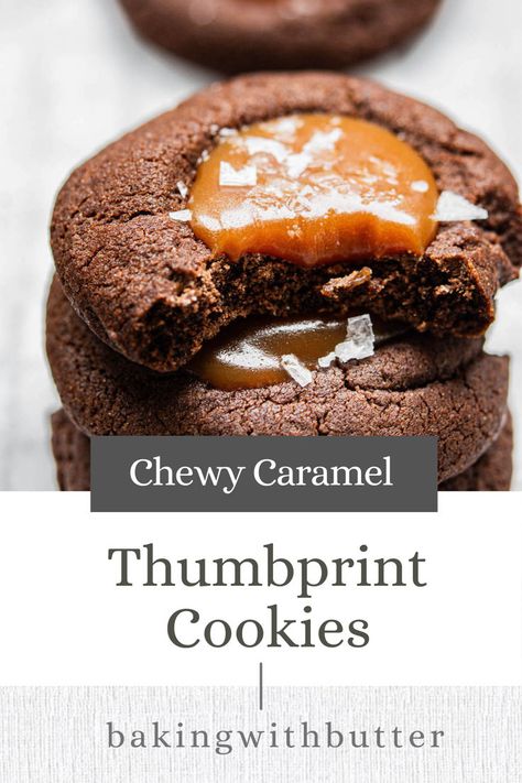 These delicious caramel thumbprint cookies use a fudgy chocolate cookie base with a dollop of homemade caramel sauce in the center of each cookie. Perfect for the holiday season! Chocolate Thumbprint Cookies Recipe, Salted Caramel Cookies Recipe, Caramel Thumbprint Cookies, Cookies With Caramel, Chocolate Thumbprint Cookies, Salted Caramel Cookies, Classic Cookies Recipes, Thumbprint Cookies Recipe, Christmas Desserts Easy