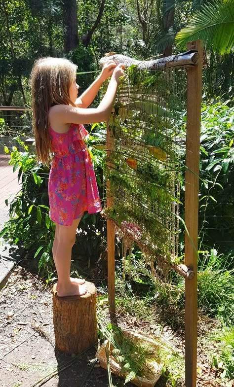 Outdoor Forts, Nature Playground, Outdoor Learning Spaces, Outdoor Play Spaces, Calm Kids, Art Spaces, Nature School, Outside Play, Sensory Garden