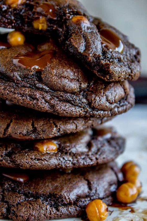 Recipes With Caramel Bits, Cookies With Caramel Bits, Recipes With Caramel, Cookies With Caramel, Chocolate Caramel Cookies, The Food Charlatan, Caramel Bits, Hot Chocolate Cookies, Food Charlatan