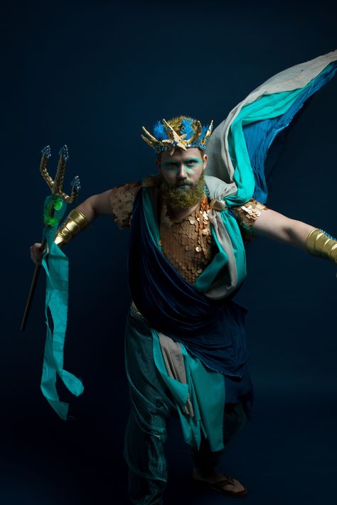 Poseidon Halloween costume Poseidon Cosplay, Ursula Costume Diy, Poseidon Costume, Merman Costume, Greek God Costume, The Little Mermaid Musical, Mermaid Makeup Halloween, Ursula Costume, Little Mermaid Costume