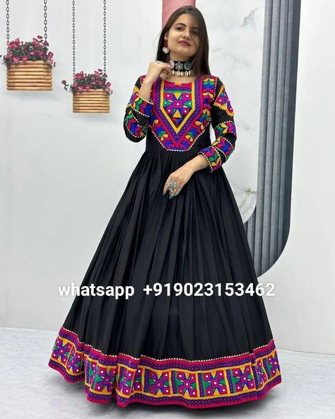 Price: 2550/-❣️ whatsapp us on +919023153462✔️ Fiyona Heavy Gamthi Work With Real Mirror Work Designer Navratri Special Black Beautiful Gown #NavratriSpecial #BlackGown #DesignerGown #HeavyGamthiWork #MirrorWork #FiyonaFashion #Navratri2024 #TraditionalWear #EthnicFashion #GownGoals #FestiveFashion #ElegantAttire #BlackElegance #MirrorMagic #GownStyle #NavratriLook #CulturalWear #DesignerWear #FestiveGown #GownWithMirrorWork Navratri Kurti, Gamthi Work, Handwriting Examples, Black Designs, Navratri Special, Elegant Blouse Designs, Elegant Attire, Chaniya Choli, Black Gown