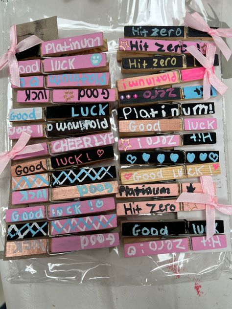 Good Luck Cheer Clothes Pins, Cheer Pins Diy, Cheer Clothespins Ideas, Cheer Good Luck Pins, Cheer Spirit Sticks, Cheerleading Crafts, Cheer Competition Gifts, Cheer Pins, Cheer Hacks