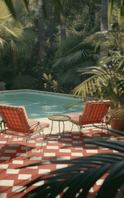 Palm Springs Vibe Decor, 1970s Palm Springs, Palm Springs Houses Exterior, 70s Pool Aesthetic, 80s Palm Springs, Palm Springs Yard, Retro Pool Aesthetic, Retro Palm Springs Aesthetic, Palm Springs 70s