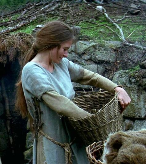 Braveheart - Murron Murron Braveheart, Braveheart Aesthetic, Braveheart Movie, Catherine Mccormack, Brave Heart, Medieval Aesthetic, William Wallace, A Writer's Life, Period Movies