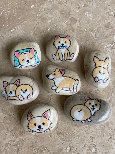 Corgi Painted Rocks, Corgi Rock Painting, Dog Painted Rocks Ideas, Rock Art Ideas, Painting Stones, Rock Animals, Painted Rock Animals, Bottle Cap Crafts, Painted Rocks Diy