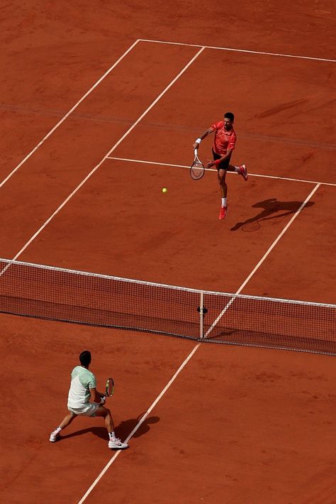 Tenis Court Aesthetic, Playing Tennis Aesthetic, Tennis Player Aesthetic, Tenis Aesthetic, Tennis Field, Tennis Wallpaper, Polo Bar, Playing Pickleball, Soft Tennis