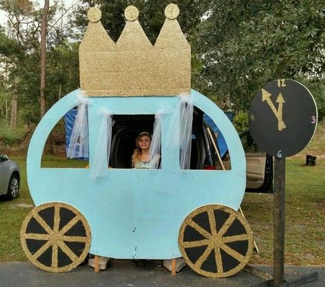 Barbie Trunk Or Treat, Golf Cart Decorations, Trunker Treat Ideas, Trunk Or Treat Ideas, Fall Carnival, Cinderella Theme, Cinderella Birthday, Harvest Party, Treat Ideas