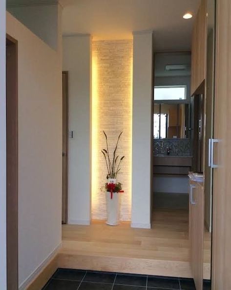 Modern Wall Niche, Wall Niche Ideas, Niche Decor, Wall Niche, Living Room Corner, Column Design, Foyer Design, Living Room Partition Design, Home Entrance Decor