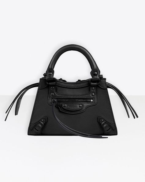 Balenciaga Neo Classic Mini, Black Matte Hardware, Balenciaga Neo Classic, Mini Top Handle Bag, Designer Things, Balenciaga Style, Demna Gvasalia, Balenciaga Leather, Neo Classic