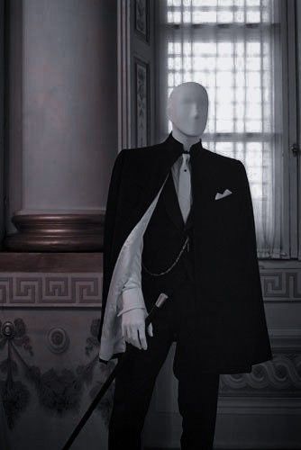 Masquerade Men Outfit Ideas, Ballroom Outfit Men Aesthetic, Butler Outfit Men Aesthetic, Dark Royalty Outfits Men, Dark Royal Outfits Male, Gothic Aesthetic Outfit Men, Villain Aesthetic Outfits Male, Royal Men Aesthetic, Ballroom Outfit Men