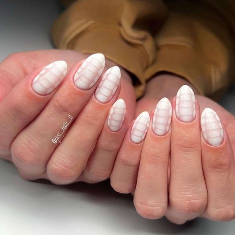 Simple White Nail Designs, Crocodile Nails, Croc Nails, Sophisticated Manicure, Es Nails, Oval Shaped Nails, Pretty Nail Polish, Inspired Nails, Coffin Shape Nails