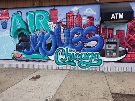 A mural located in Chicago. Click to get the address. Chicago Decor, Chicago Murals, Chicago Street Art, Street Murals, Chicago Street, Aesthetic Street, Square Photos, Street Art, Chicago