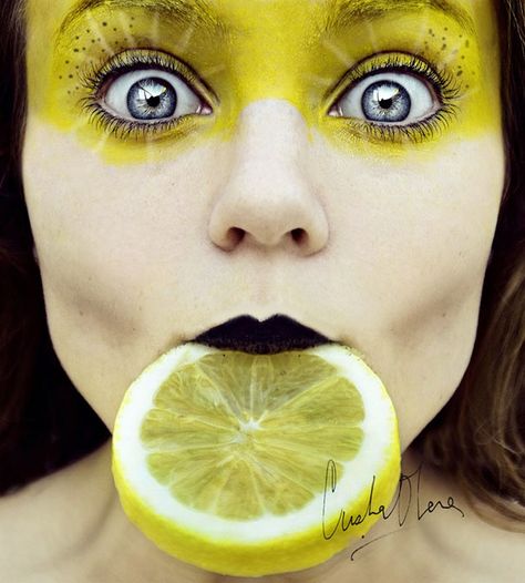 Fruity Self-Portraits by 16-Year-Old Cristina Otero | Bored Panda Lemon On Face, Yellow Makeup, Fruit Photography, Self Portrait Photography, Tutti Frutti, Creative Portraits, Mellow Yellow, Face Art, Face Painting