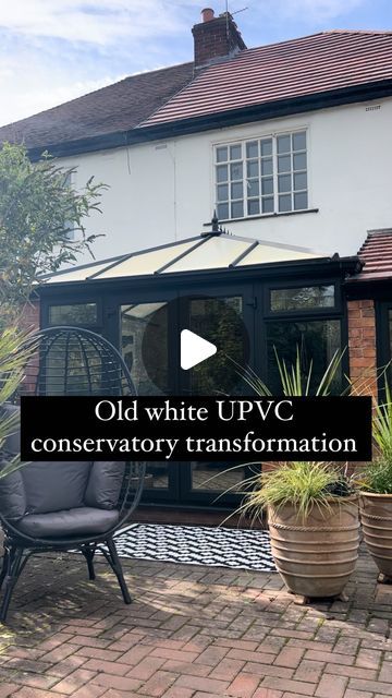 Alex Richards on Instagram: "ad🖤 Old white UPVC? Transform it from ugly and unloved to your favourite stylish space in the house! Both inside… and out! 🌱 With this @makeitrustoleum UPVC paint there was zero sanding or priming; just a good clean and you’re ready to paint that white UPVC! And get new stylish windows in no time! 😍🖤 . There were loads of different surfaces to deal with in my conservatory; the UPVC, plaster walls, wooden skirting boards, metal doors etc🙈 But @makeitrustoleum genuinely have fab specialist paints for almost every surface, so I could get the whole project completed! 🙌🏼 I used: 🖤UPVC Paint in Natural Charcoal Furniture Paint in Natural Charcoal on the wood 🖤Chalky Finish Wall Paint in Tanglewood 🖤Universal in Matt Black on the metal doors . So…. what do y Paint Upvc Conservatory, Small Conservatory Decor Ideas, Conservatory Paint Ideas, Painted Upvc Conservatory, Pvc Painted Door, Old Conservatory Ideas, Paint Upvc Windows, Painting Pvc Windows, Upvc Porch Makeover