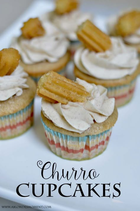 Churro Cupcakes: Cinnamon Cupcake with Cinnamon Buttercream Topped with a Churro for a Cinco de Mayo Dessert. Churro Cupcakes, Taco Bar Party, Taco Party, Taco Bar, Mexican Dessert, 5 De Mayo, My Hobby, Party Desserts, My Office