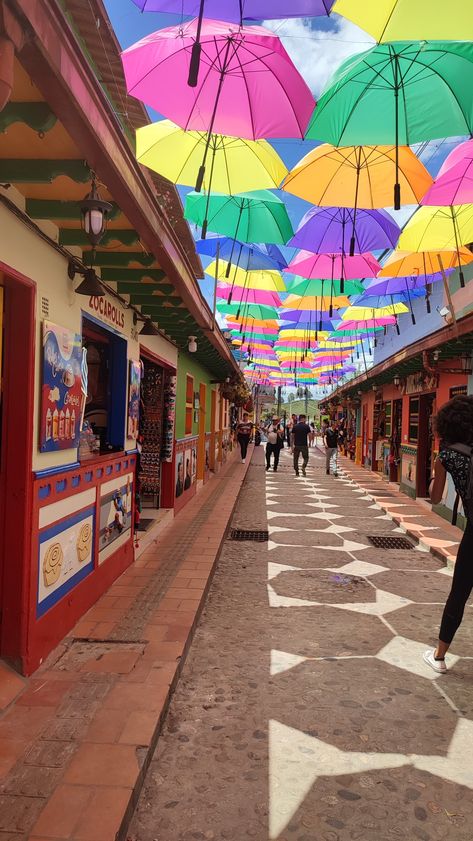 Guatape, Colombia Cali Colombia Aesthetic, Bogota Colombia Aesthetic, Medellin Colombia Aesthetic, Columbia Trip, Colombia Independence Day, Colombia Aesthetic, Columbia Country, Beautiful Beaches Paradise, Vision Board Pics