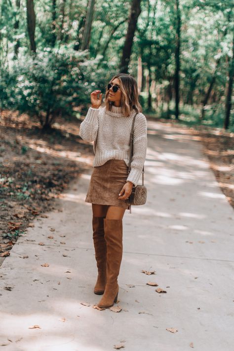 5 Favorite OTK Boots for Fall | Cella Jane Outfit Ideas With Boots, Becky Hillyard, Brown Boots Outfit, Winter Mode Outfits, Rok Outfit, Over The Knee Boot Outfit, Knee Boots Outfit, Cella Jane, Chique Outfit