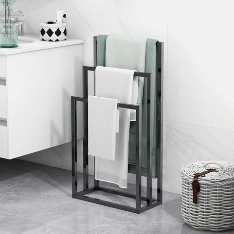 Display Quilts, Towel Holder For Bathroom, Metal Towel Racks, Standing Towel Rack, Free Standing Towel Rack, Metal Ladder, Accessories Organizer, Bathroom Storage Racks, Hand Towel Holder